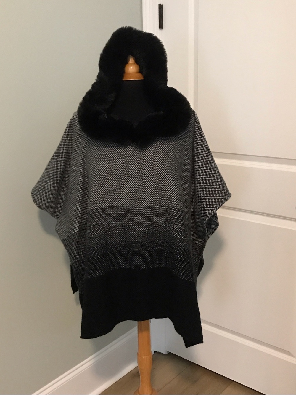 Black & Gray Hooded Fur-Trim Poncho Sweater